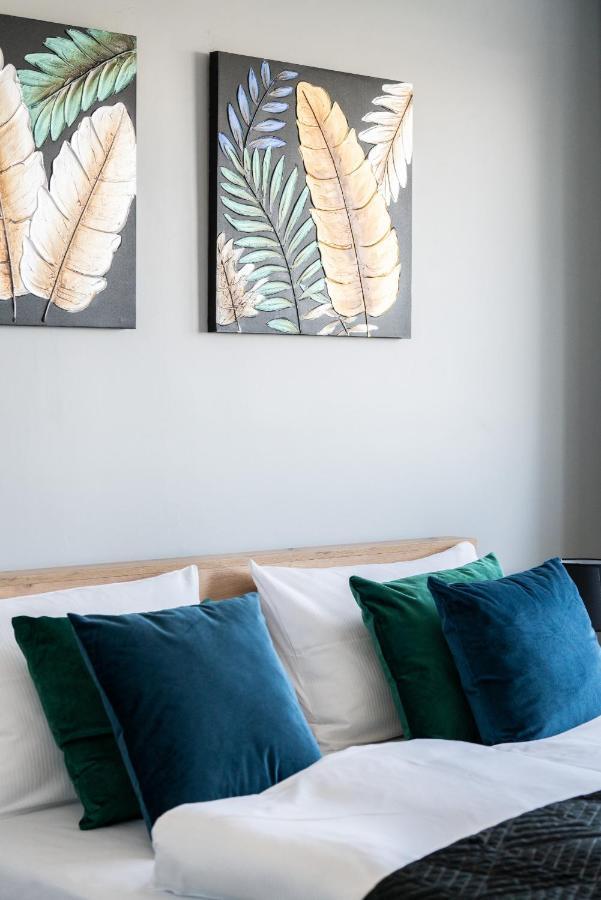 Stylish Apartment Near Wroclavia For 4 Guests By Noclegi Renters فروتسواف المظهر الخارجي الصورة